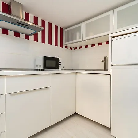 Appartamento Cosy And Bright In Lapa Lisbona